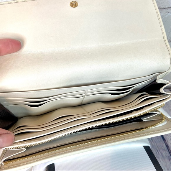 Gucci Marmont blue floral canvas wallet crossbody w/box, dust bag & bag charm - Picture 12 of 16